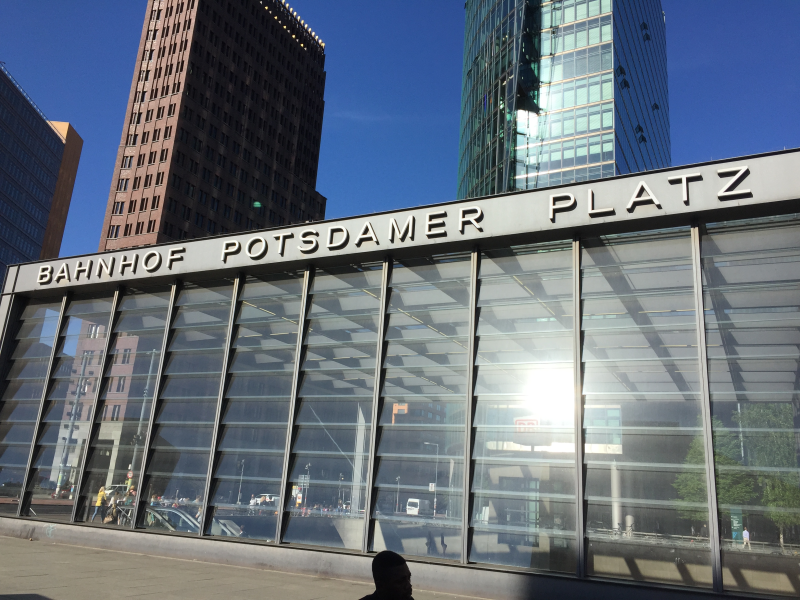 Anfahrt über Bahnhof Potsdamer Platz